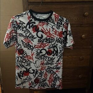 Fresh Black and Red Short Sleeve Tee with Urban Graffiti Design